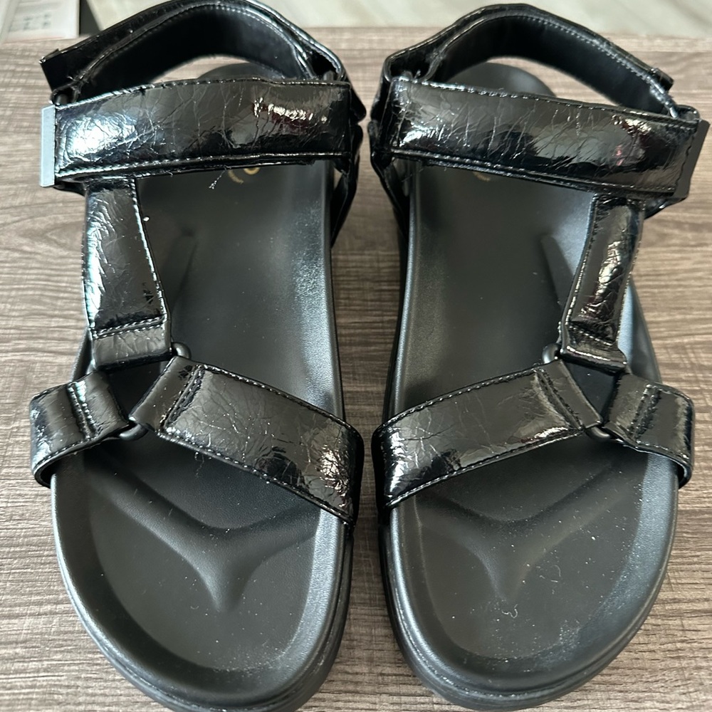 Black sandals